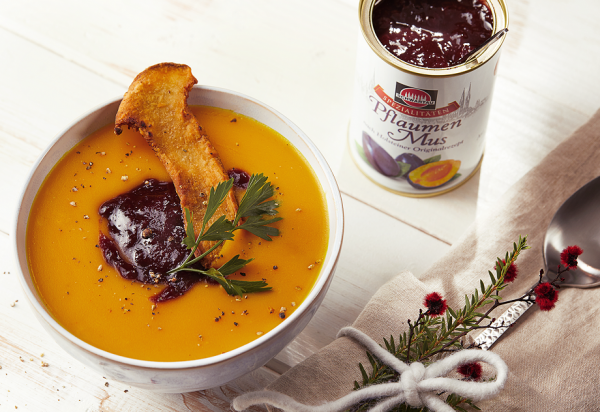 Kürbissuppe mit Pflaumenmus