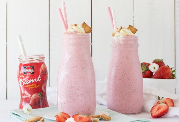 Erdbeer-Smoothie im Cheesecake-Style