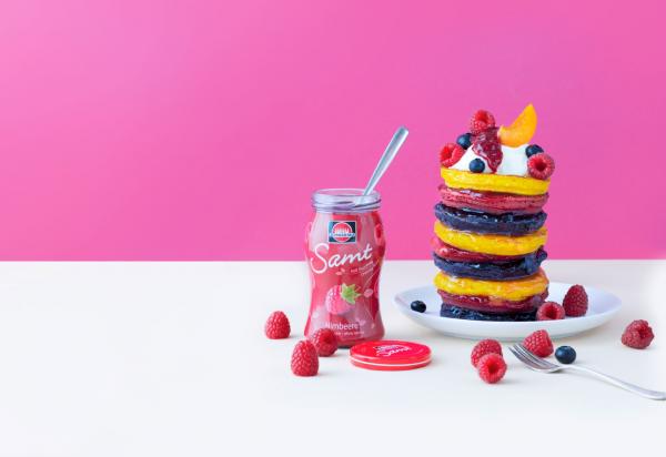 pfannkuchen turm mit schwartau marmelade