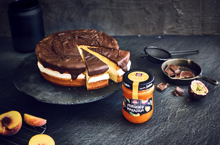 Pfirsich-Maracuja-Torte mit Schokoglasur
