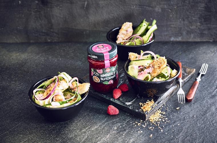 Chicken Salad mit Himbeer-Blutorangen-Dressing