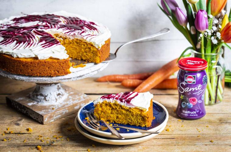 Karottenkuchen mit Marmeladen-Frosting