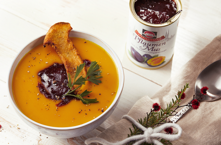 Kürbissuppe mit Pflaumenmus
