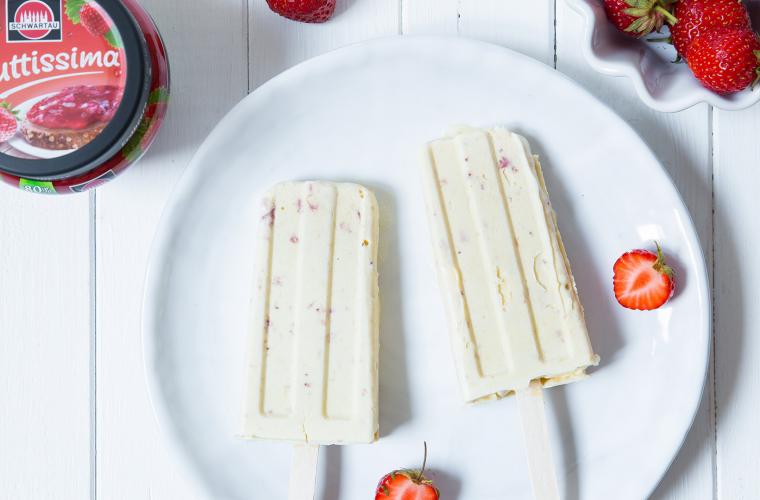 Fruchtiges Eis am Stiel