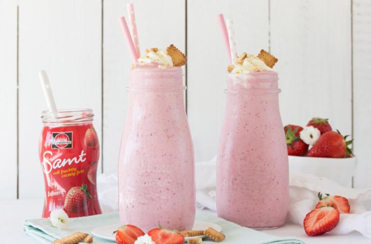 Erdbeer-Smoothie im Cheesecake-Style
